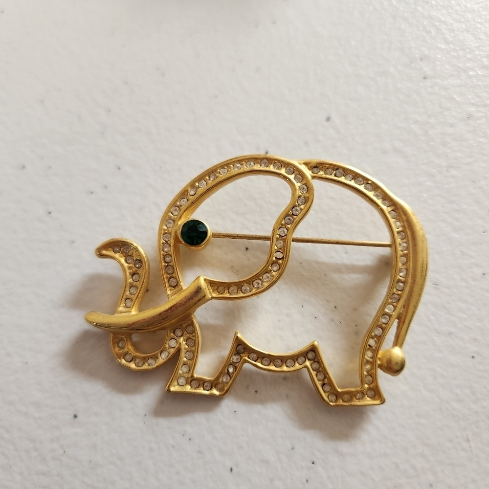 Vintage Outline Elephant Pin Brooch  Large Gold Tone Rhinestones Costume 1970s